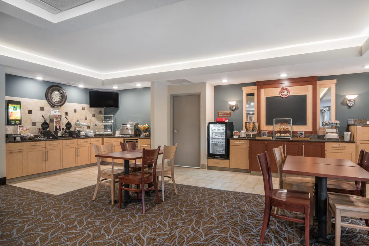 Americinn By Wyndham Windom מראה חיצוני תמונה