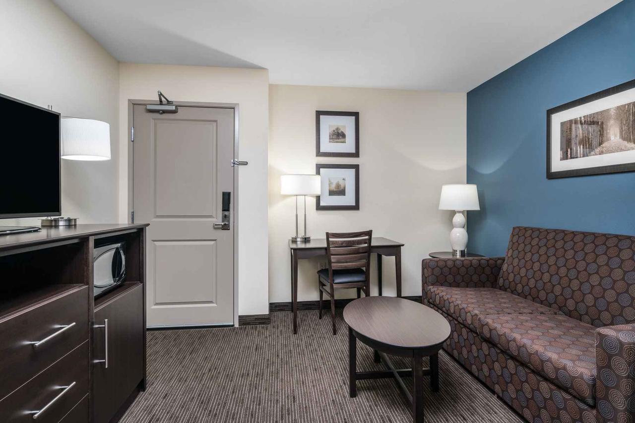 Americinn By Wyndham Windom מראה חיצוני תמונה